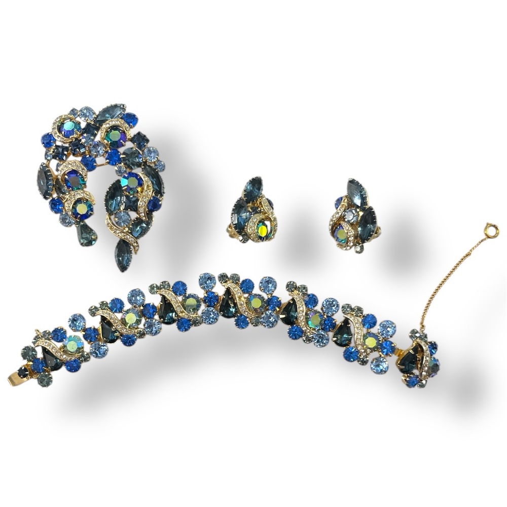 Elegant Kramer NYC Blue Crystal Jewelry Set 1950s